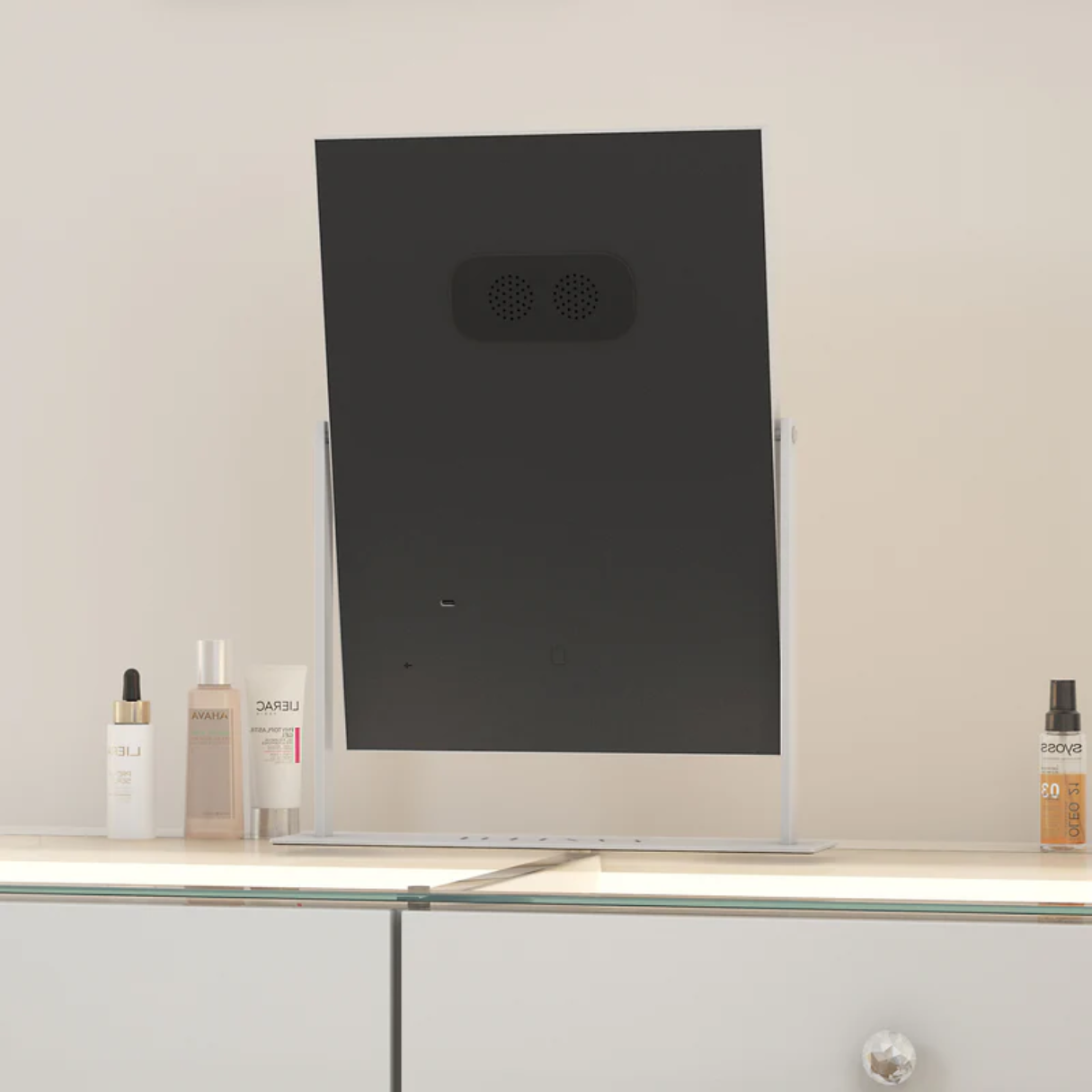 Hollywood Vaniti Mirror with Wireless Charging