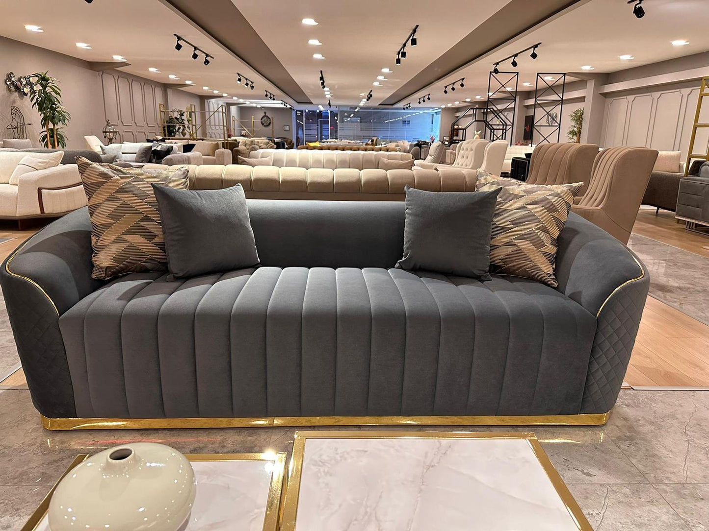 Dubai Sofa