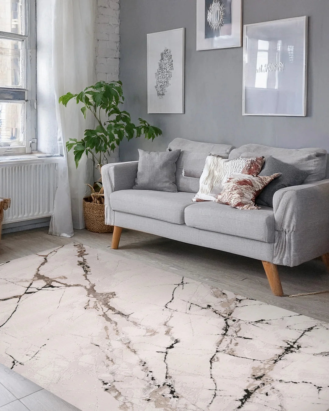 Ruby White K/Beige Rug – Elegant, Timeless Design for Any Space