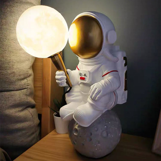 Astronaut Table Lamp